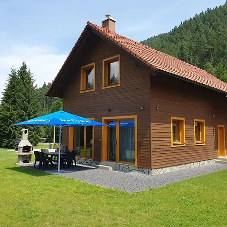 Hana Semesterbostad *