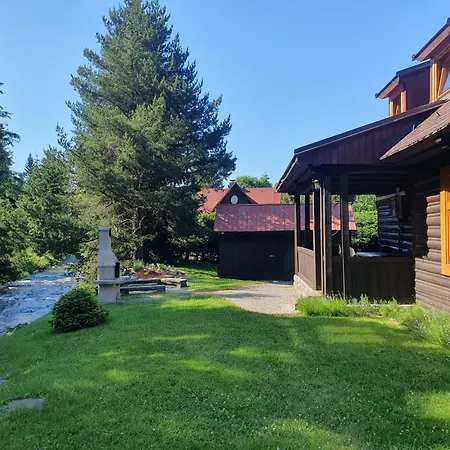 Hana Ferienhaus *